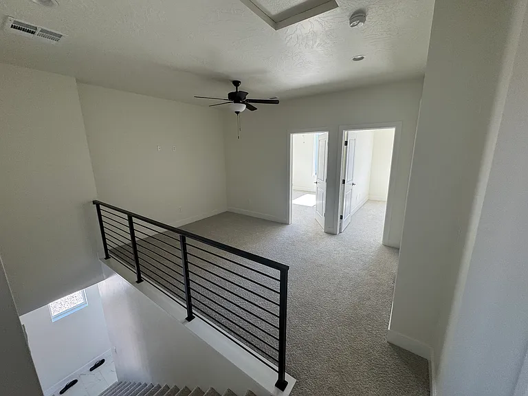 1934 E Riverside Dr #883 — Photo 10