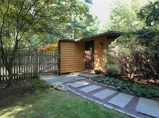 106 Glezen Ln, Wayland, MA 01778