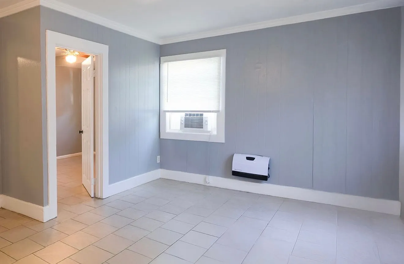 2 bed, 800 sqft, $950 — Photo 2