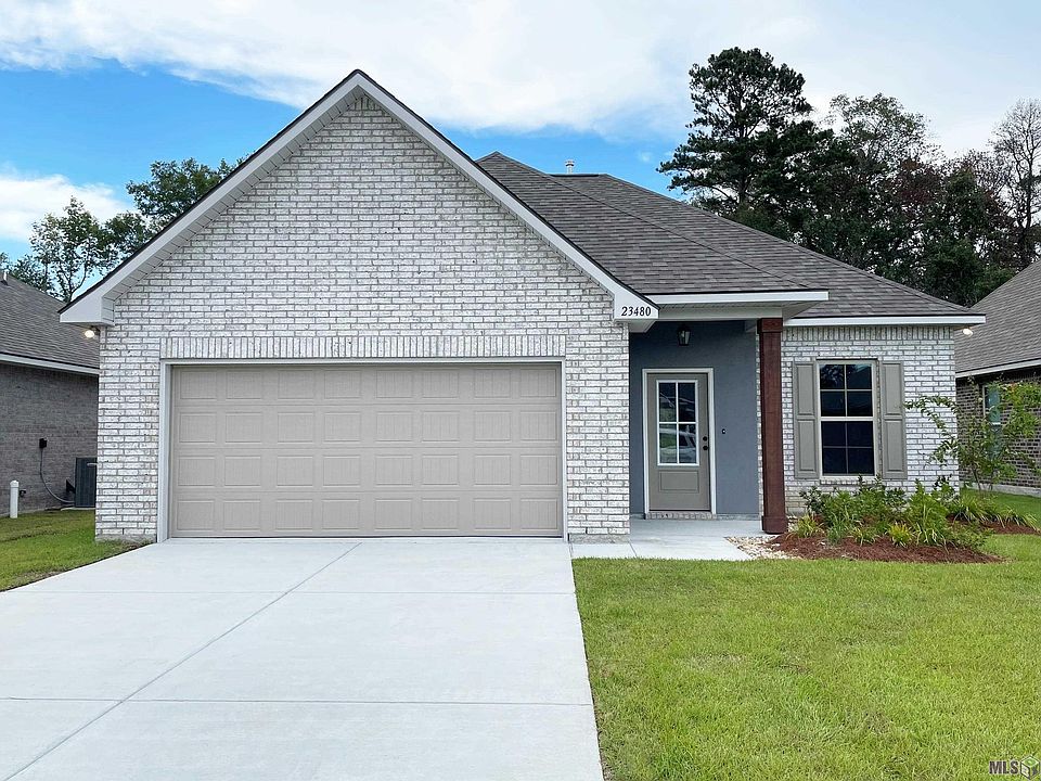 1st image of 23480 Conifer Dr