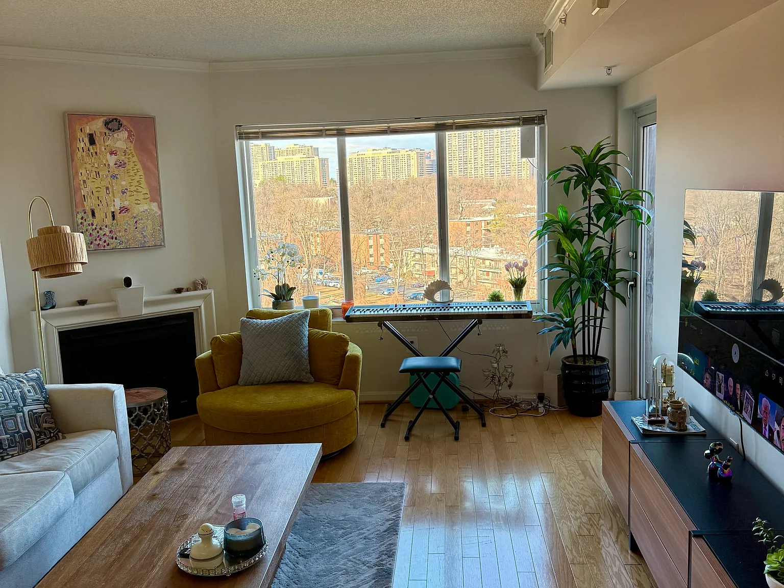 3101 N Hampton Dr — Photo 3