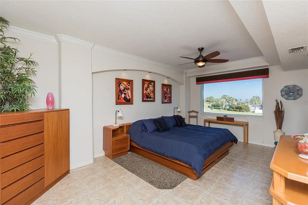 3 bed, 2.5 bath, 1640 sqft, $2,500 — Photo 4