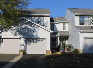 104 Chestnut Way #10-4, Manalapan, NJ 07726