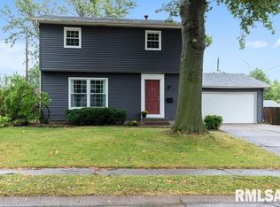 3819 Cedar St, Davenport, IA 52806