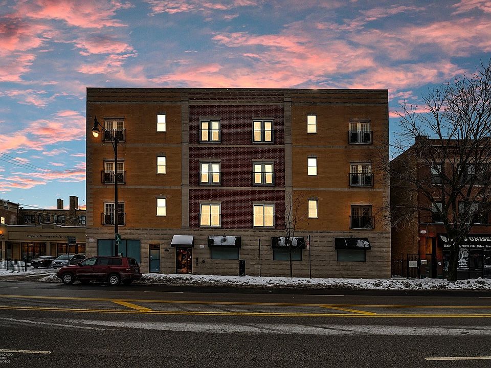 1st image of 3225 W Fullerton Ave #2W
