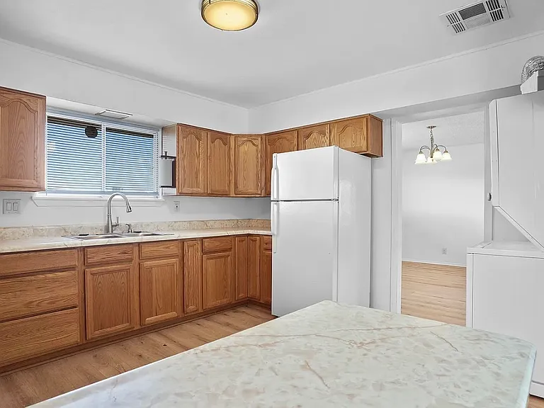 Morningside Cir — Photo 11
