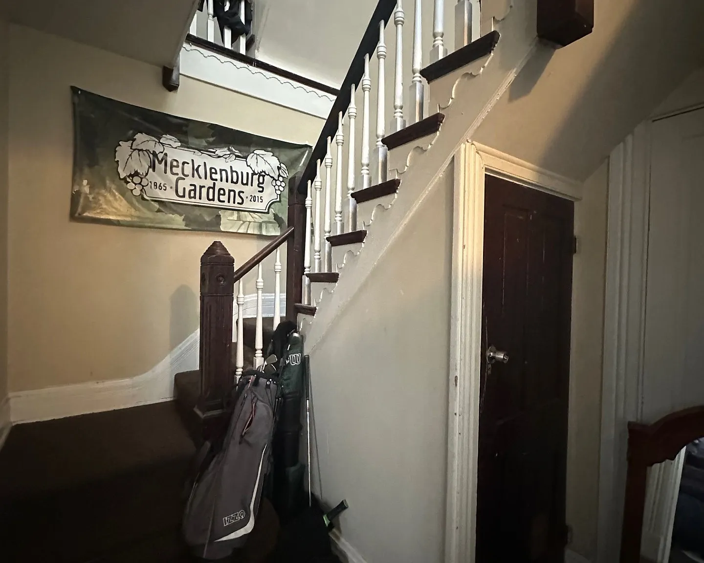 5 bed, 2232 sqft, $3,395 — Photo 2