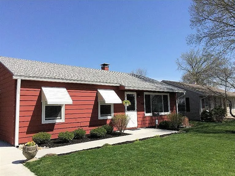 56 Meadow Dr photo 1