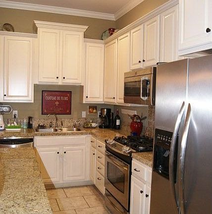 2nd image of 353 Windsor Dr N