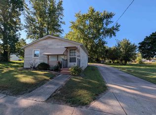 1329 E Vantrees St, Washington, IN 47501