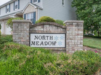 14 Snowflake Ln, Edison, NJ, 08820