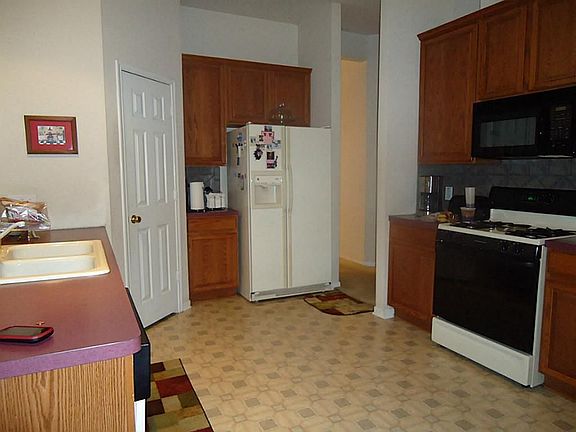 5th image of 10110 Willow Crossing Dr