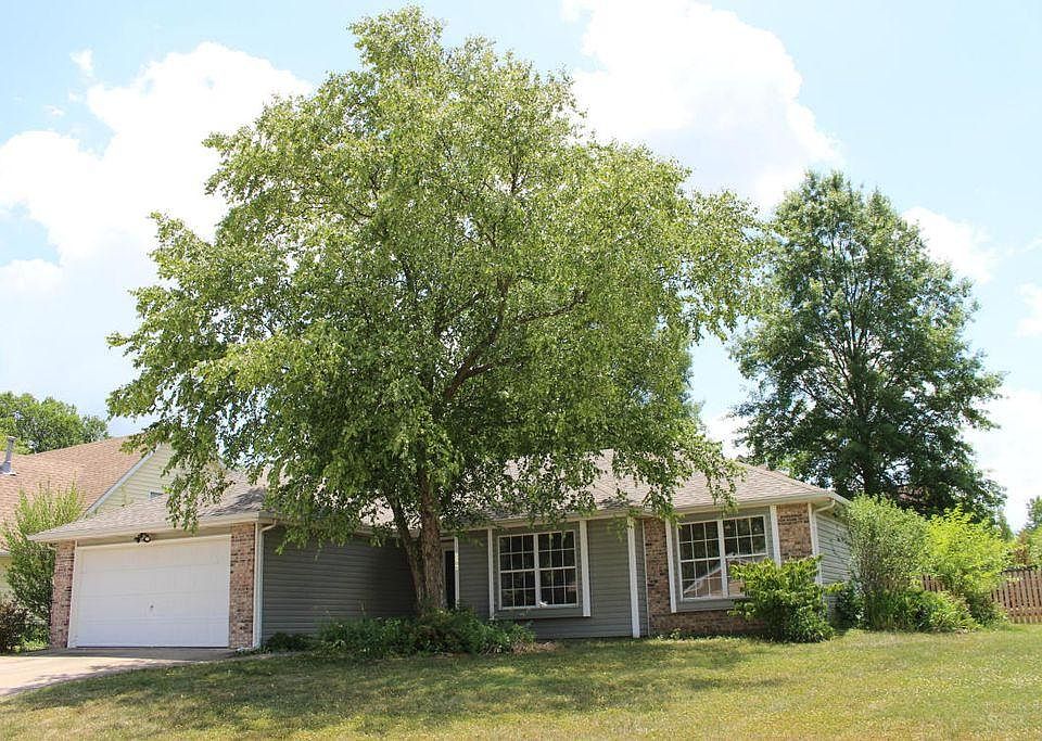 1st image of 2104 Saratoga Dr
