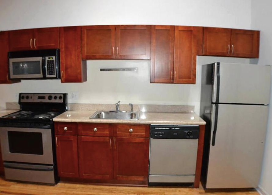 1st image of 1505 S Michigan Ave APT A