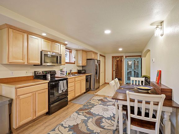 2nd image of 82 Stellar Jay Rd #2