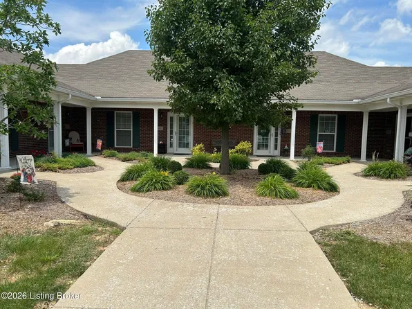 850 Garden Pointe Dr, Simpsonville, KY 40067