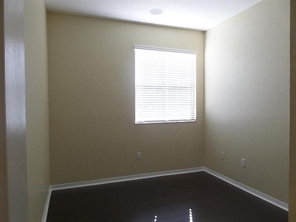 4th image of 14007 SW 49th St #8