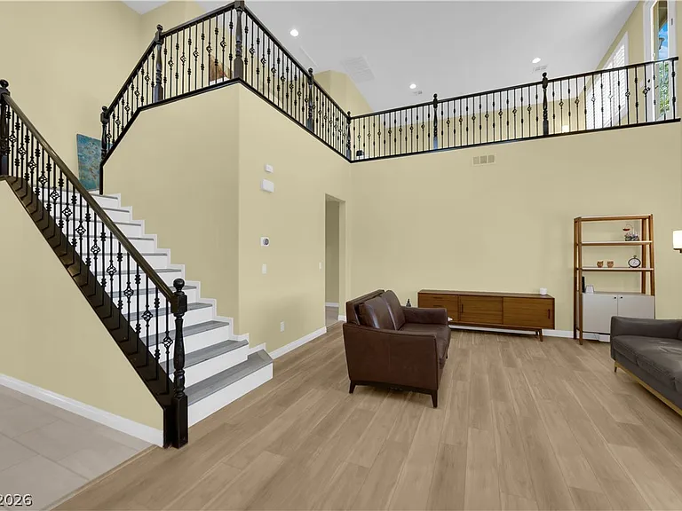 608 Highland Bluff Way — Photo 18