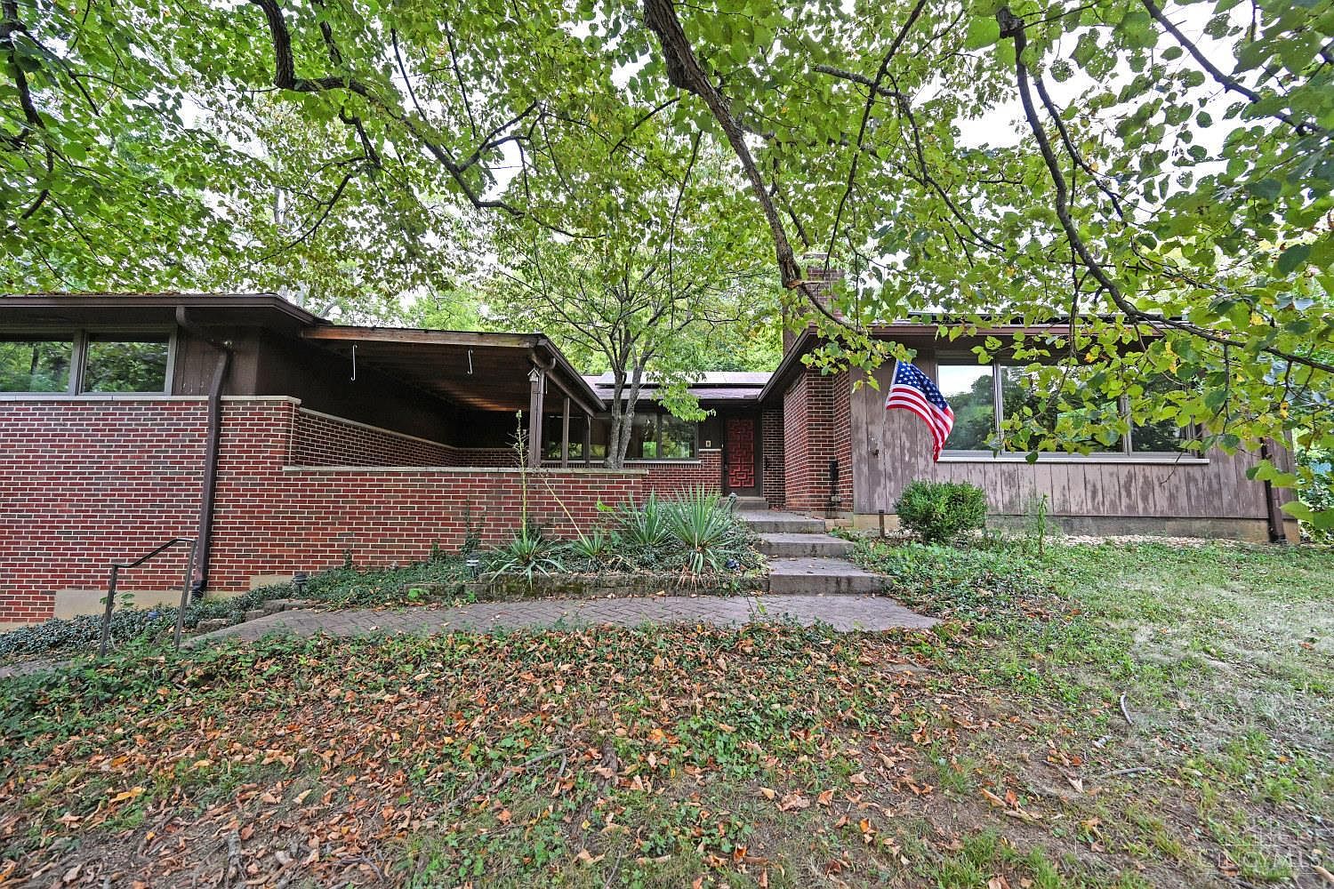 y♡  7714 Forest Rd, Cincinnati, OH 45255 | Zillow