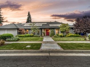 1564 W Minarets Ave, Fresno, CA 93711