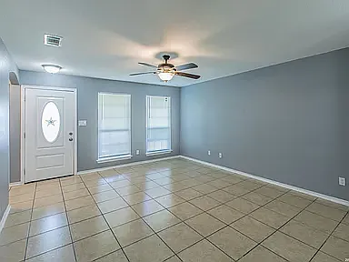 5835 Midcrown Dr — Photo 16
