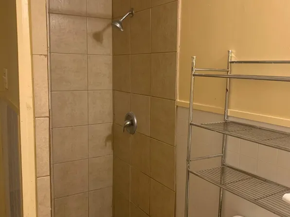 302 Hermitage Ct, San Antonio, TX 78223