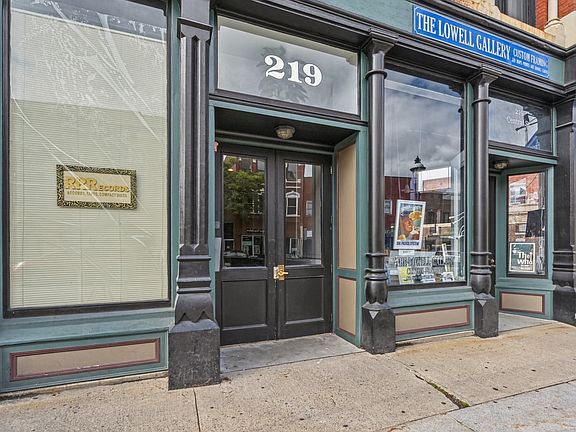 2nd image of 219 Central St APT 3A