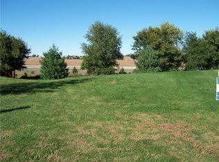 3009 Falcon View Ct SW, Cedar Rapids, IA 52404