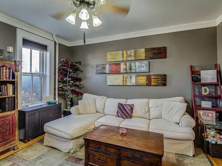 144 N Center Ave — Photo 9