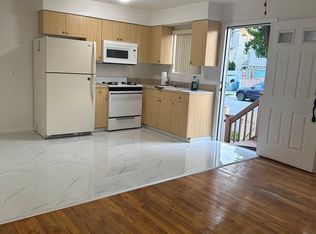 10 Cottonwood Ct #1, Staten Island, NY 10308