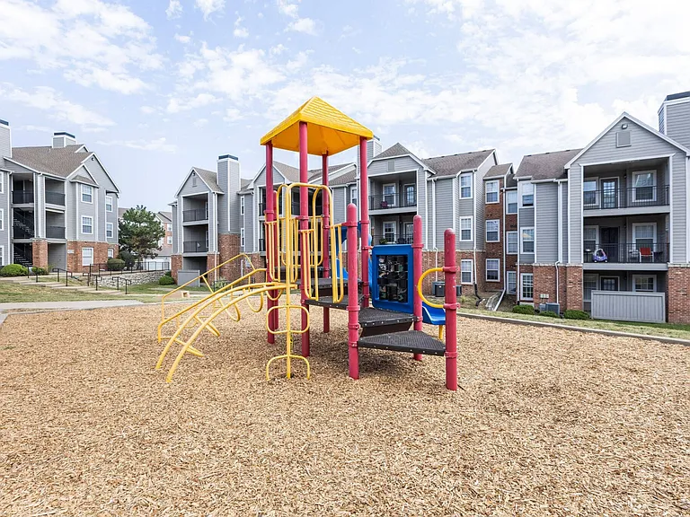Villa Estates at Lenexa — Photo 71