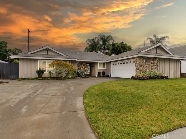 130 N Lohrum Ln, Anaheim, CA 92807