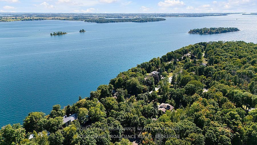 1st image of 40 Riverside Dr