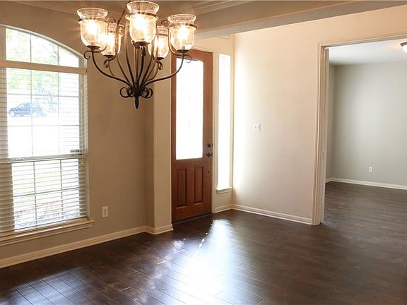 5th image of 2712 Vinwood Cv