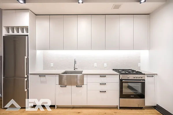 Rented by The KCI Group | media 1