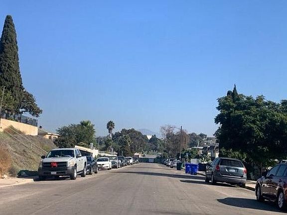 4th image of 3842 Z St