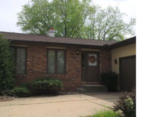 412 Armor Rd, Springfield, IL 62704