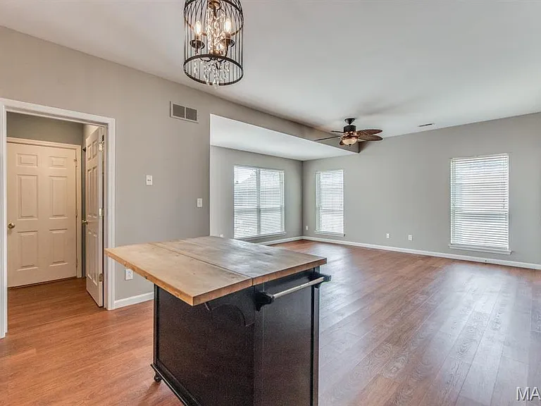 110 Hawks Haven Dr — Photo 17