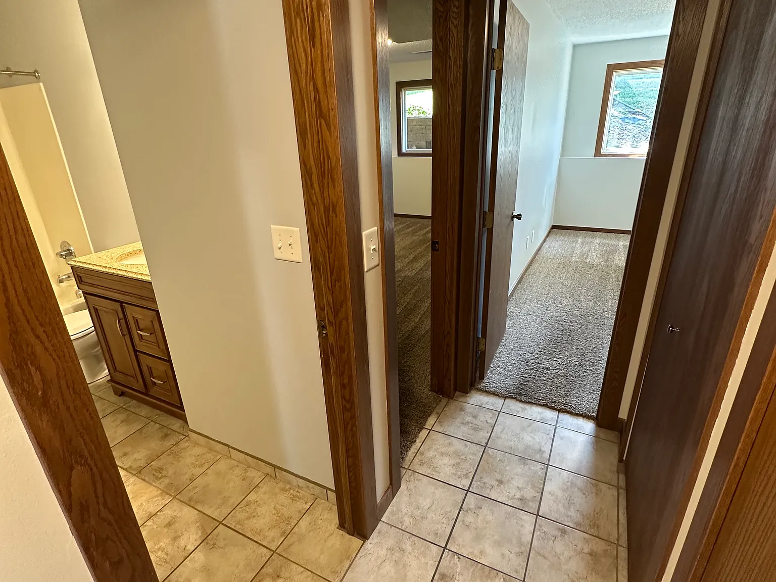 2 bed, 1002 sqft, $1,750 — Photo 4