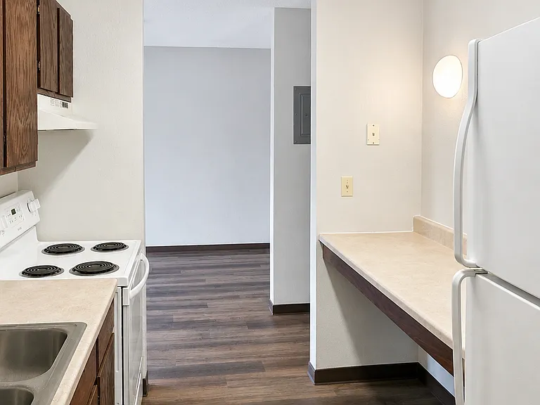 812 Hills Ave #N211 — Photo 3