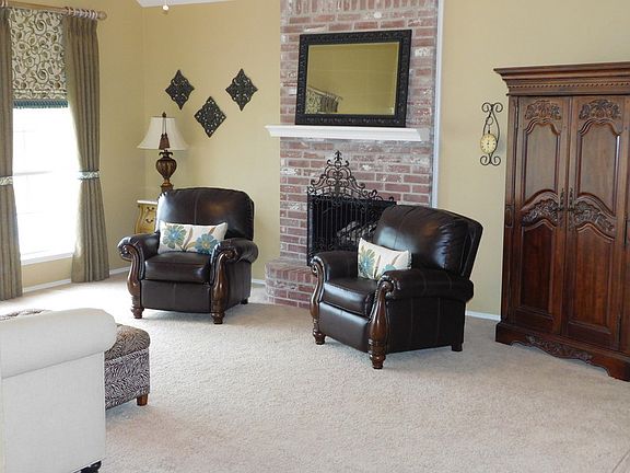 2nd image of 807 Bodega Bay Dr