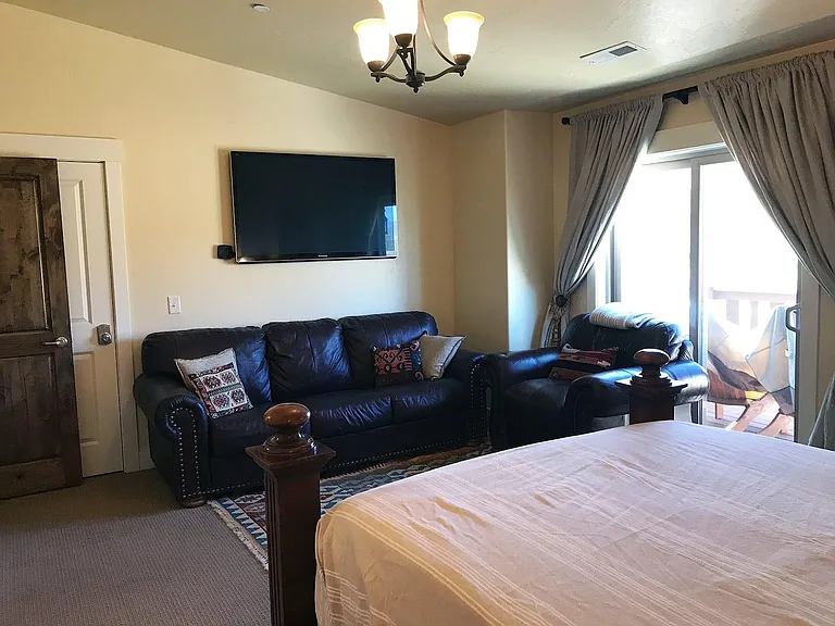 5675 N Oslo Ln — Photo 9