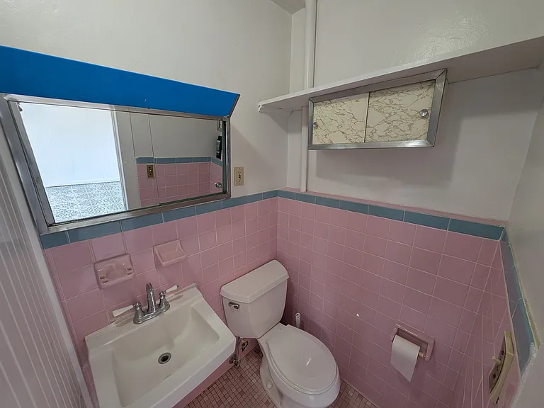 23 Rutherford St #2 — Photo 11