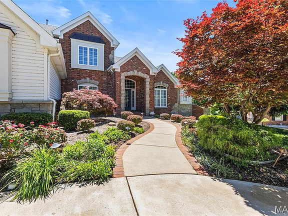 5th image of 545 Forest Crest Ct