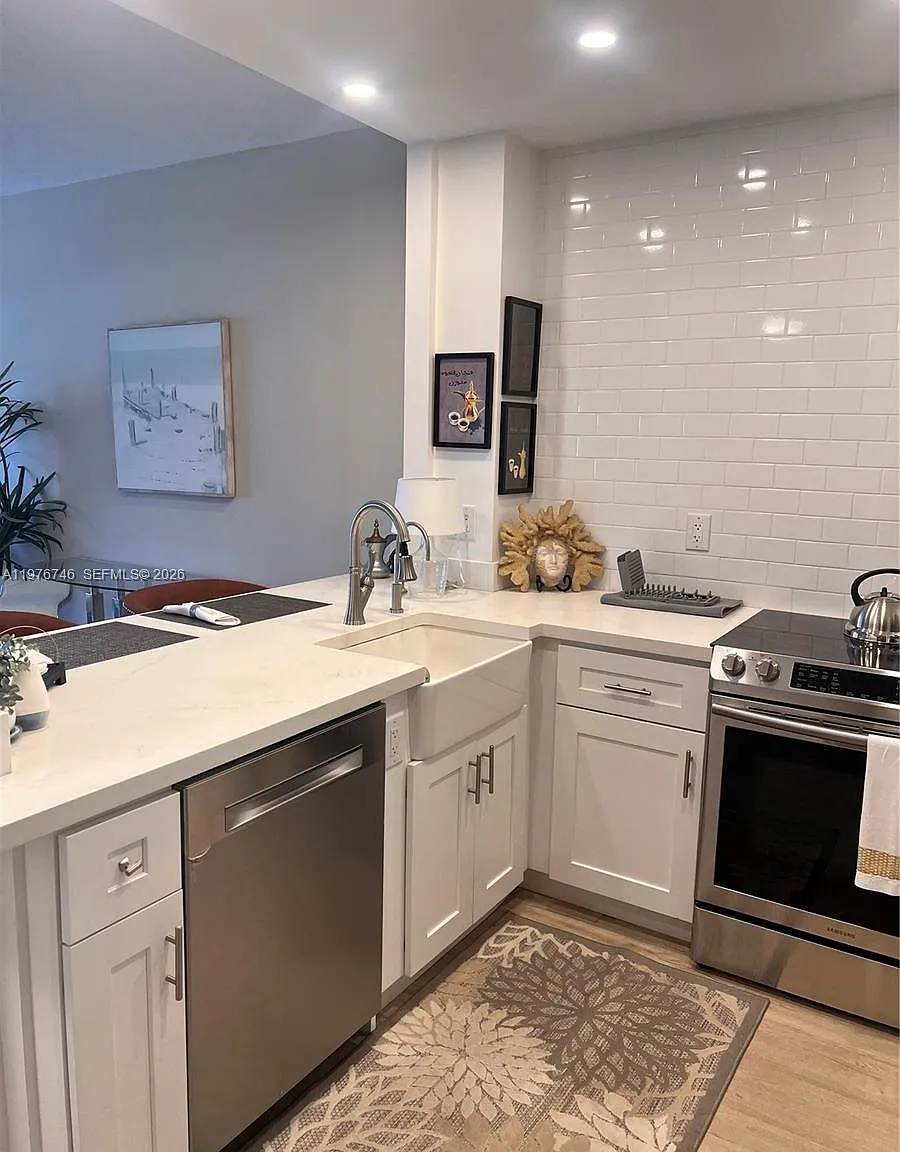 Lado Del Rio Condo — Photo 4