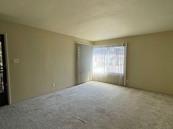 5th image of 1357 Pearl St APT E