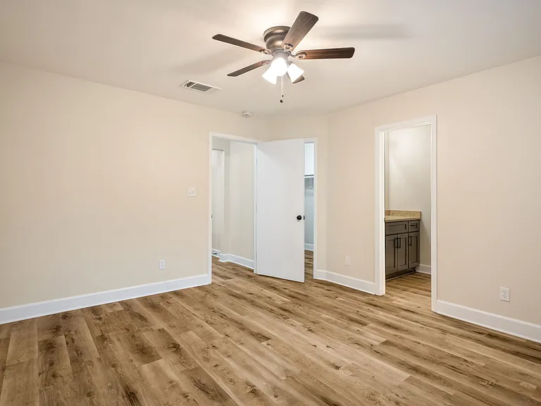 605 Wilcox St #B — Photo 11