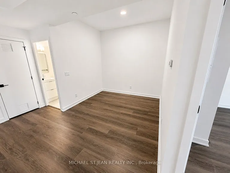 33 Erie Ave #1015 — Photo 6