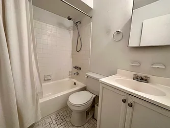 Rented by JB Mac Real Estate Inc.