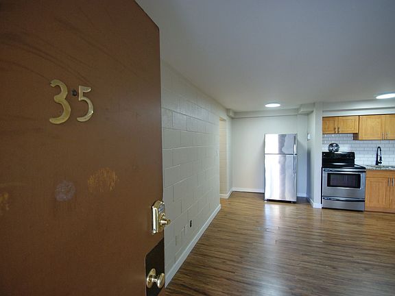 2nd image of 2852 Eastlake Ave E APT 35